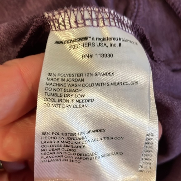 Skechers Long  Sleeve Tshirt Small - Picture 10 of 10